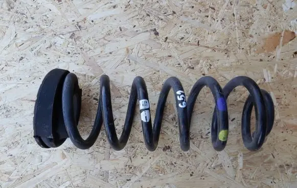Hyundai Tucson TL Rear coil spring