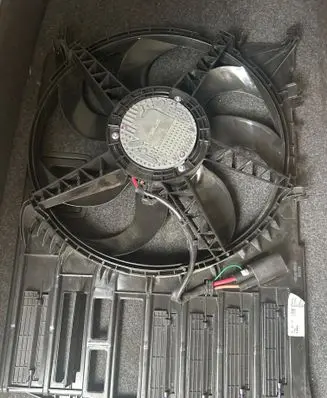 BMW X1 F48 F49 Electric radiator cooling fan 8645860 070219 22828110
