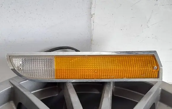 Peugeot 504 Front indicator light 10461807
