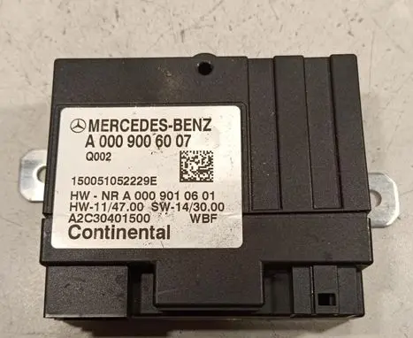 Mercedes-Benz C W205 Fuel injection pump control unit/module A0009006007 150277058029E