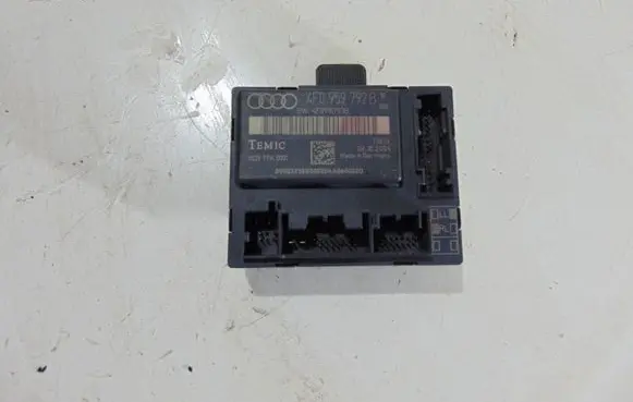 Audi A6 S6 C6 4F Door control unit/module