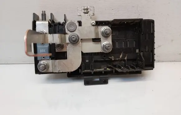 Mercedes-Benz CLA C117 X117 W117 Fuse module A2465401950