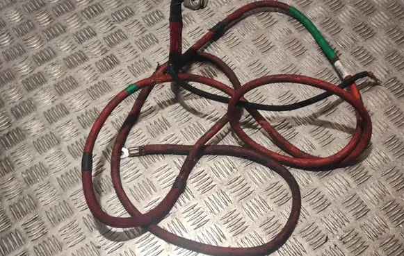 Dodge Challenger Positive cable (battery) 68069652AB