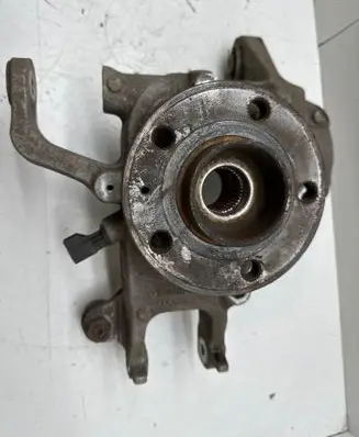 Volvo XC90 Front wheel hub 31360592