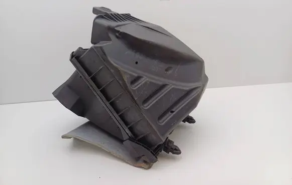Audi A4 S4 B6 8E 8H Air filter box 06B133837P 06C133843
