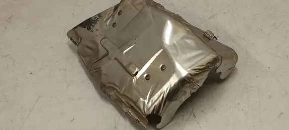 Exhaust heat shield