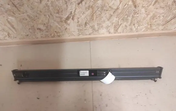 Volvo V50 Trunk grilles 3519100976