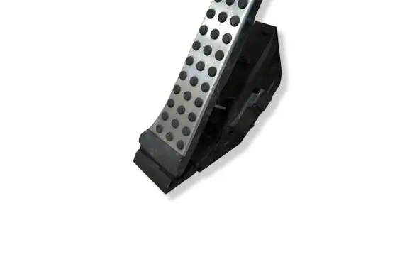 Mercedes-Benz C W205 Accelerator throttle pedal A2053000104