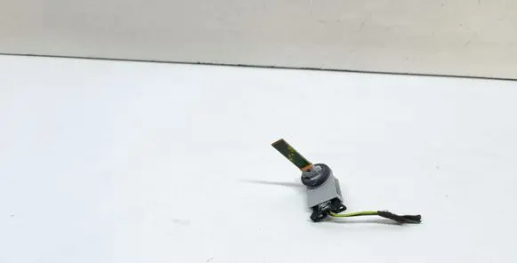 Audi A4 S4 B9 8W Outside/exterior temperature sensor 3D0907543A
