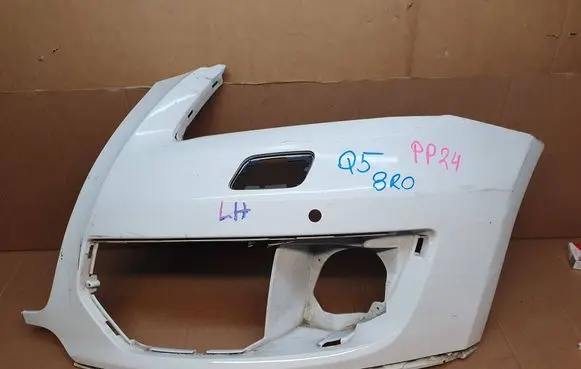 Audi Q5 SQ5 Front bumper corner part panel trim 8R0807437
