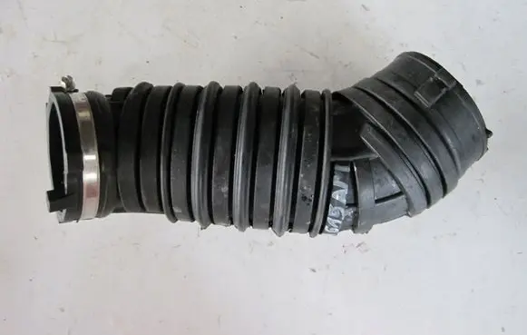 Volkswagen Crafter Air intake duct part 2N0129615AM