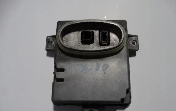 Volvo S80 Headlight ballast module Xenon 30744459 XC7030744459