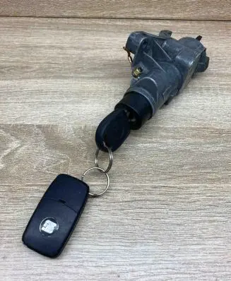 Volkswagen Transporter - Caravelle T5 Ignition lock 4B0905851C 4B0905849 WithKey