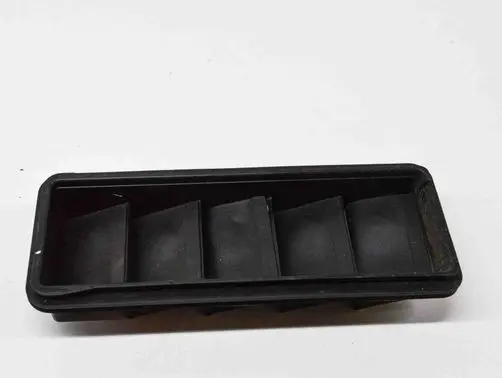 Jaguar F-Pace Quarter panel pressure vent GX63280B62AA
