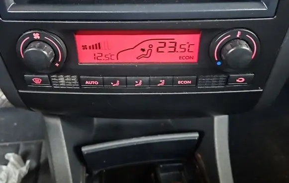 Seat Ibiza III (6L) Climate control/heater control trim 6L0820043E IMPRK1582640