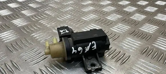 Renault Megane III Turbo solenoid valve 8200790180 70181405