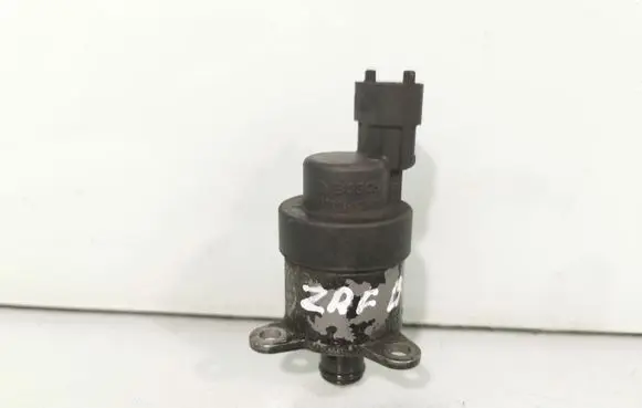 Opel Zafira B Fuel pressure regulator 