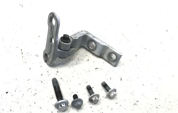 Volvo XC40 Front door upper hinge 31424585