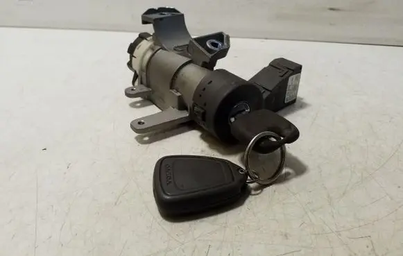 Volvo S60 Ignition lock 8626324 8673073