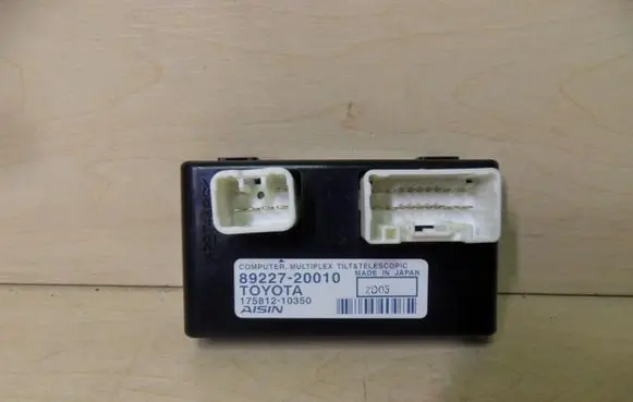 Toyota Avensis T270 Power steering control unit/module 8922720010 G1260