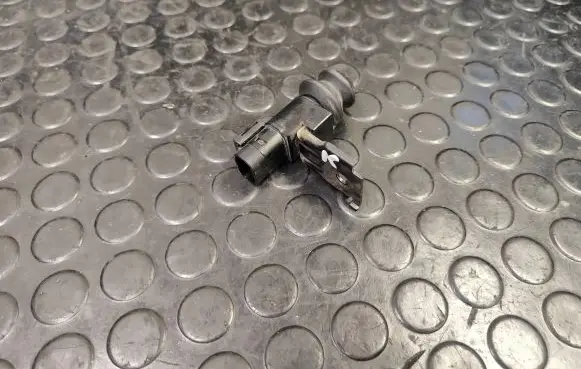 Nissan Murano Z51 Bonnet alarm switch sensor 