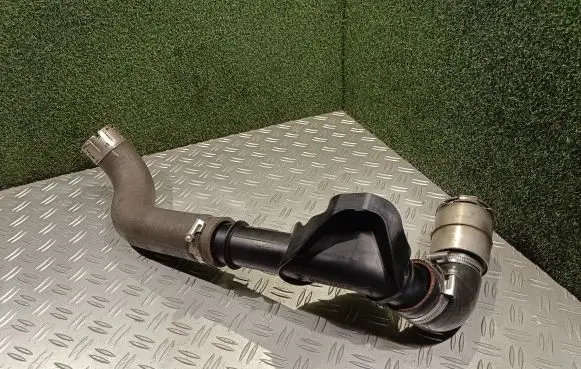 Renault Master III Intercooler hose/pipe 144603730R