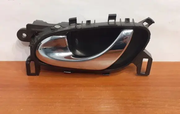 Nissan X-Trail T32 Rear door interior handle 12269