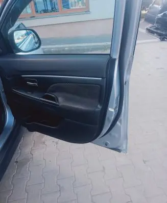 Mitsubishi ASX Front door interior handle