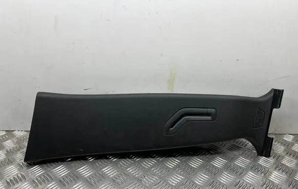 Volvo V50 (B) pillar trim (top) 9486845 11137