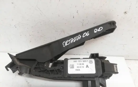 Skoda Octavia Mk2 (1Z) Accelerator throttle pedal 1K1721503P