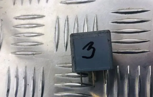 Audi A8 S8 D3 4E Other relay 141951253