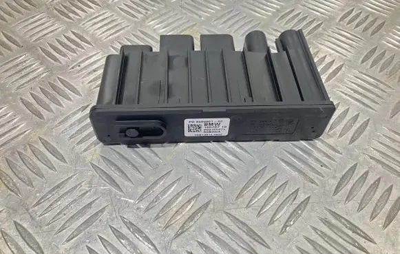 BMW X1 F48 F49 Ignition amplifier control unit 8589907