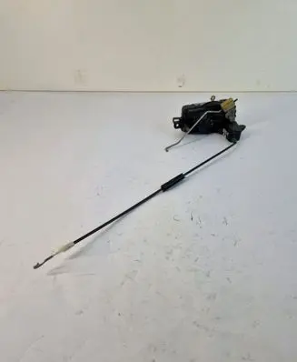 Opel Astra H Front door lock 13128111