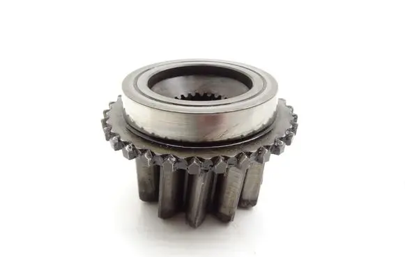 Audi A4 S4 B8 8K Fifth/5th gear pinion part-00988
