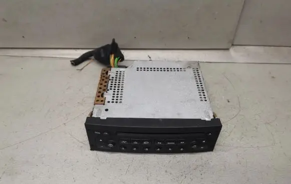 Citroen C3 Pluriel Radio/CD/DVD/GPS head unit 96514684XT00
