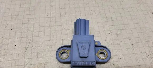 Volkswagen PASSAT B6 Airbag deployment crash/impact sensor 1K0955557A