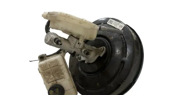 Opel Vivaro Brake booster 472100676R 93459280