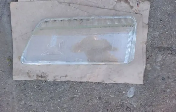 Peugeot 605 Headlight lense 