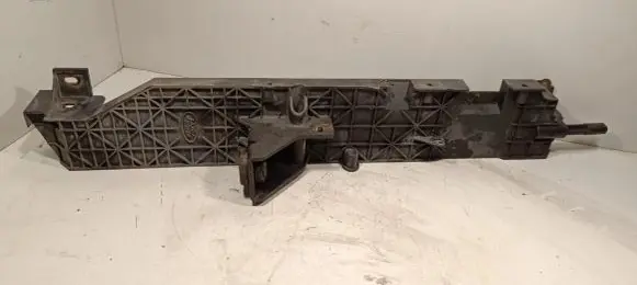 Land Rover Range Rover Sport L320 Radiator support slam panel bracket AH328B589AA