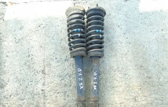Jaguar XF X250 Front shock absorber with coil spring