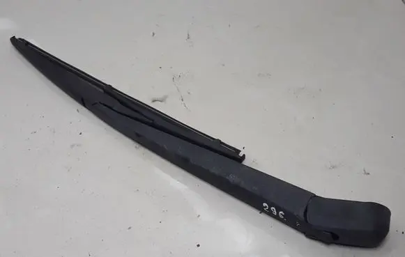 Mazda 6 Rear wiper blade arm