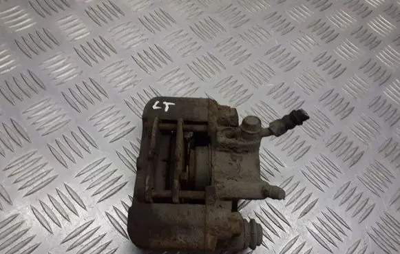 Toyota Corolla Verso E121 Rear brake caliper