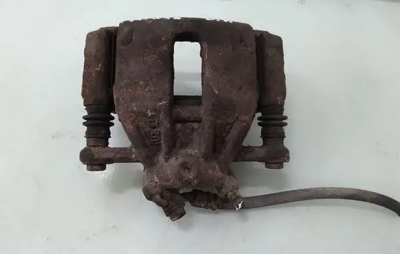 Nissan Micra Front brake caliper