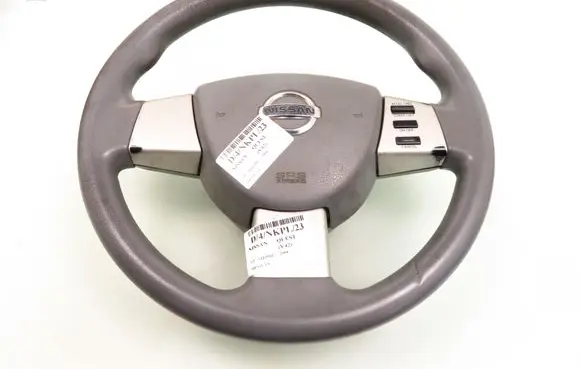 Nissan Quest Steering wheel