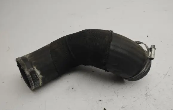 Volvo XC60 Intercooler hose/pipe