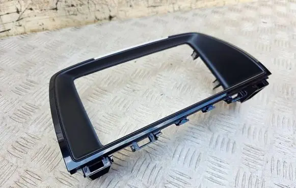 BMW 5 G30 G31 G38 Radio/GPS head unit trim GHR155231