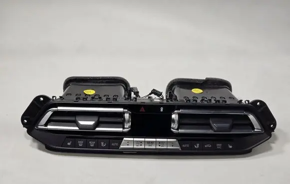 BMW X5 G05 Climate control unit 5A1D402
