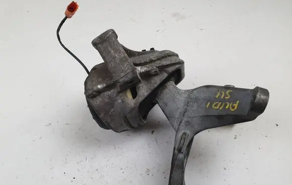 Audi S5 Engine mounting bracket 8K0199381 8K0199308BG