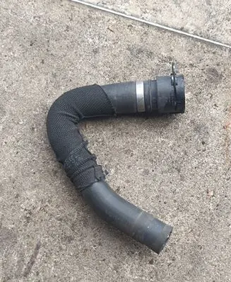 Audi Q7 4L Engine coolant pipe/hose 4H0122293C
