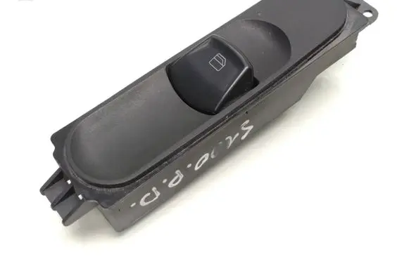 Mercedes-Benz Sprinter W906 Electric window control switch A9065450913